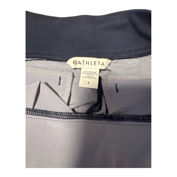 Athleta Brooklyn Ankle Pant Blue Animal Print Size 6 AC1 - Picture 3 of 3